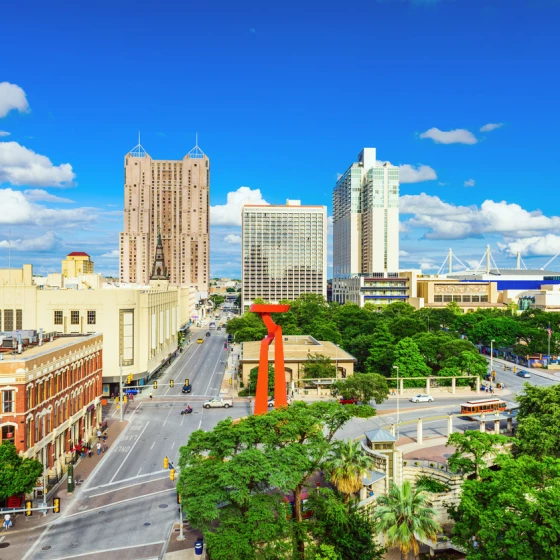 Austin, TX skyline showcasing the vibrant cityscape of the capital of Texas