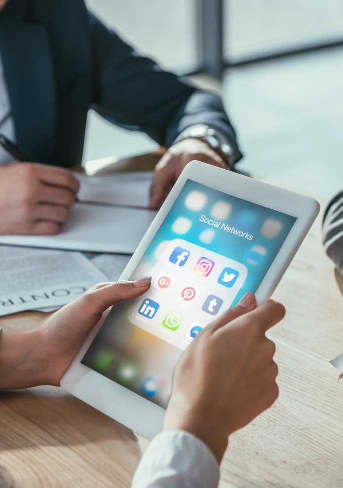 social_networks-small