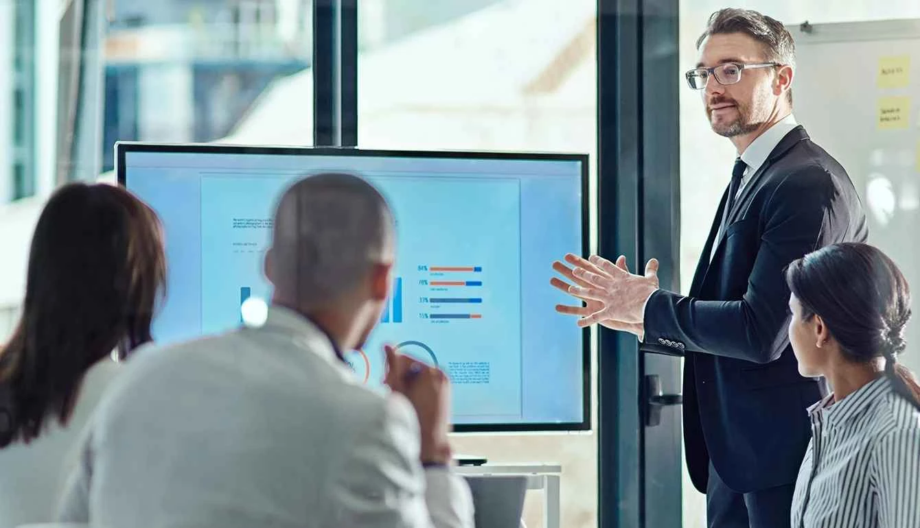 A man, discussing advertising claim substantiation to an audience in San Jose, CA