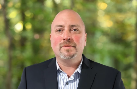 Robert-Grijalva-Greenery-Background_2402