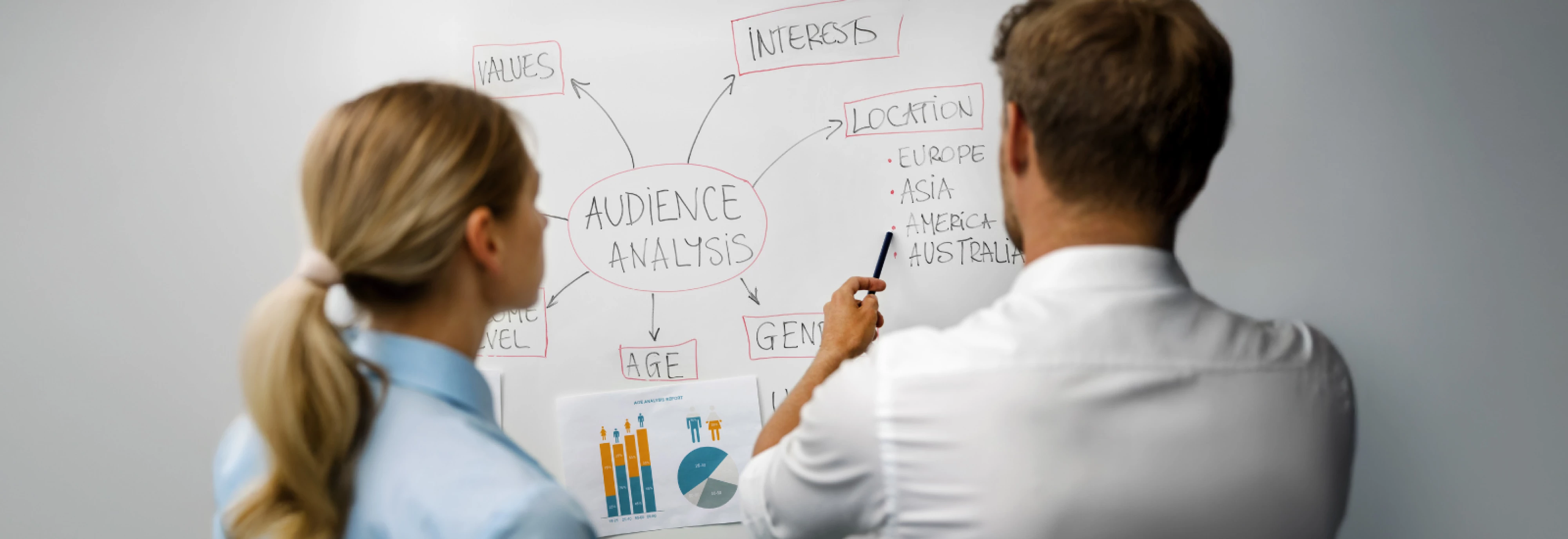 SM-10-Tips-for-a-Winning-Customer-Segmentation-Strategy_2508-02 (1)