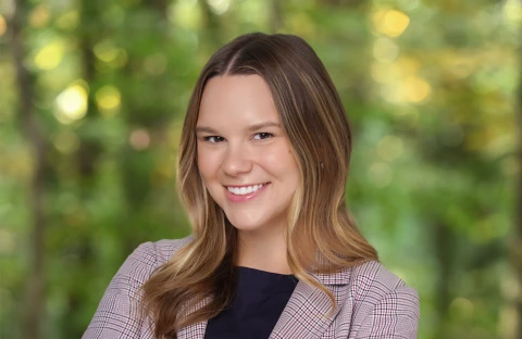 Taylor-Batten-Light-Grn-BG_3x2